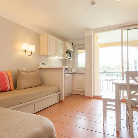 Cannes S4pers Sel Resort *
